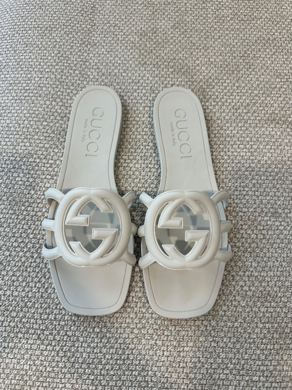 Gucci Interlocking G Slides - Women